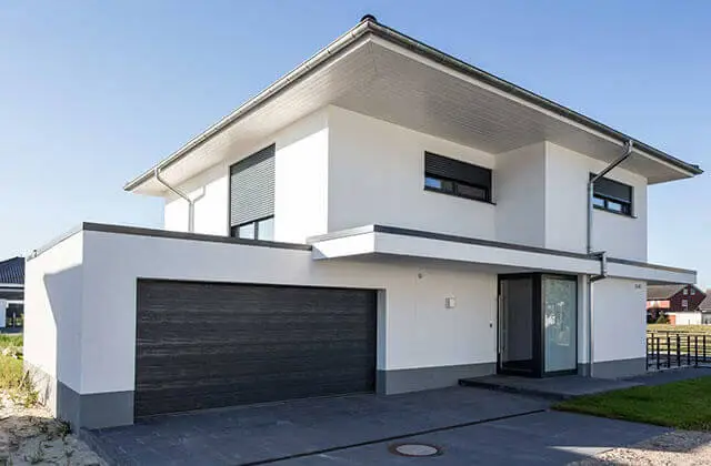 rulouri exterioare din aluminiu suprapuse pe ferestre